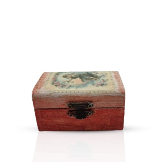 Ξύλινη μπιζουτιέρα με την τεχνική του Decoupage.